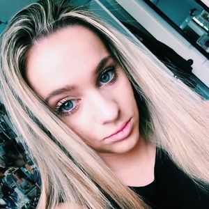 Meet your Posher, Victoria